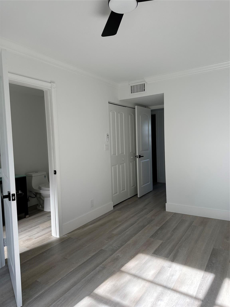 9440 Sw 8th Street - Photo 12