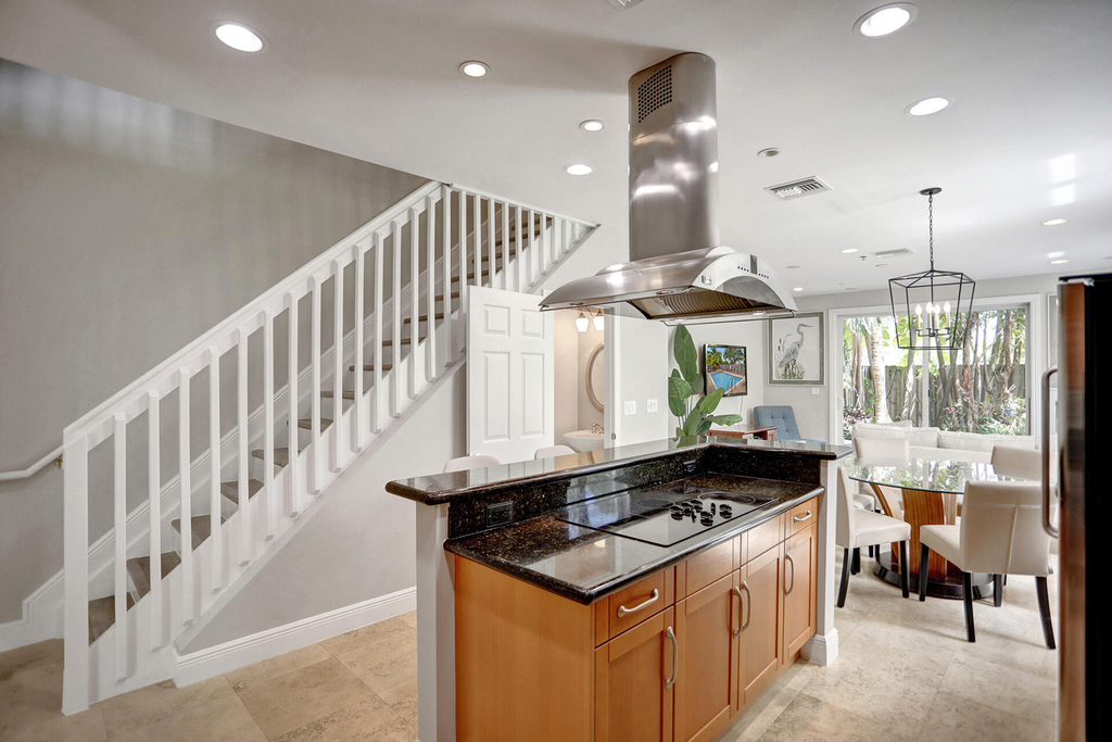 728 Ne 7th Avenue - Photo 6
