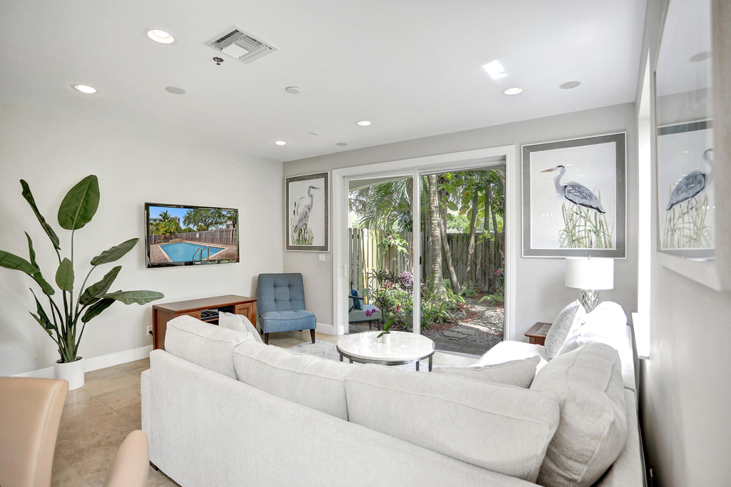 728 Ne 7th Avenue - Photo 9