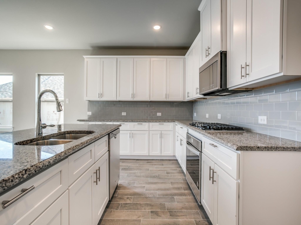 9610 Staffordshire Road - Photo 5