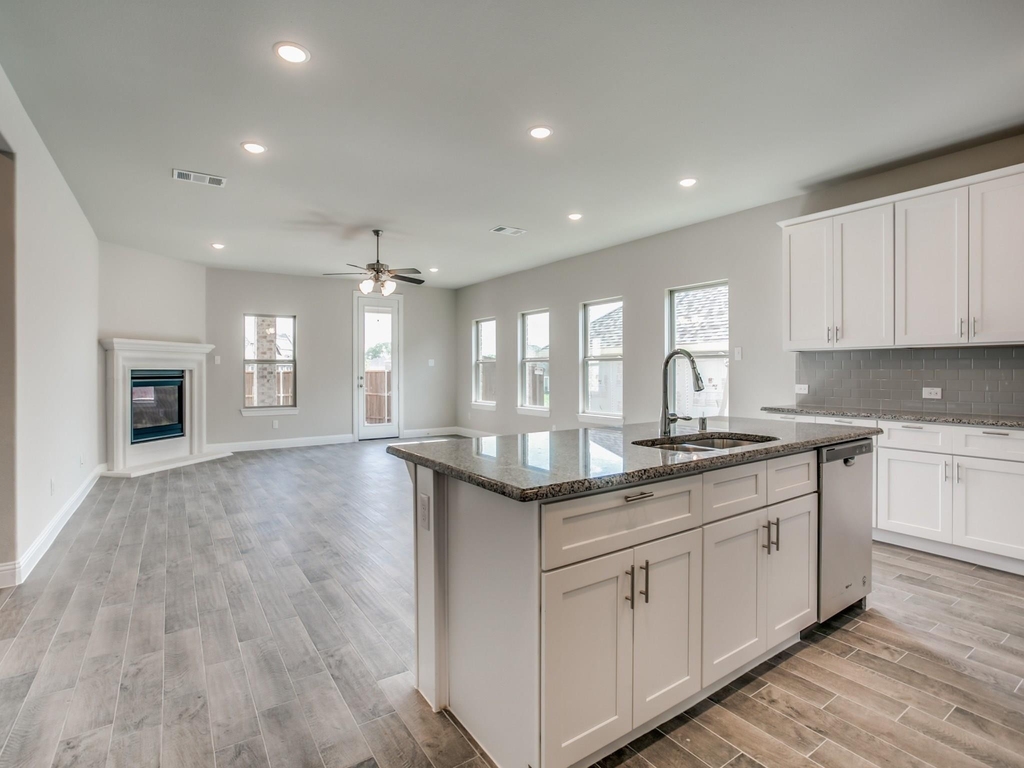 9610 Staffordshire Road - Photo 3