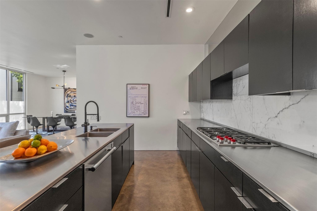 3740 Holland Avenue - Photo 5
