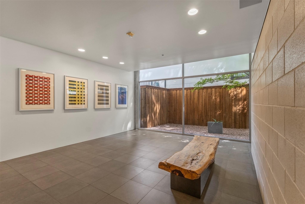 3740 Holland Avenue - Photo 26