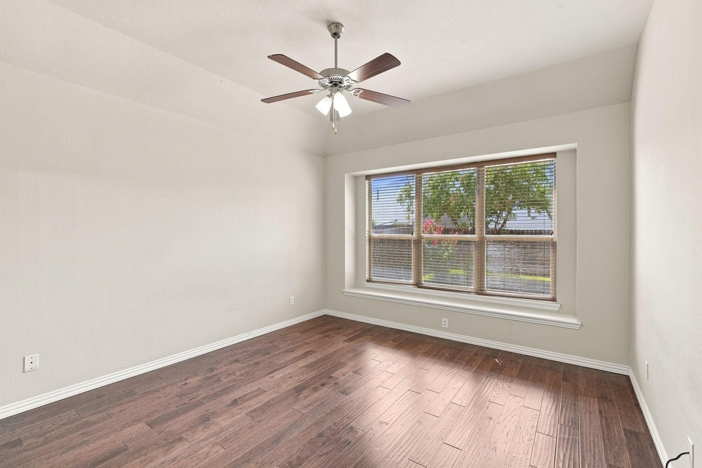 1020 Lake Hollow Drive - Photo 13