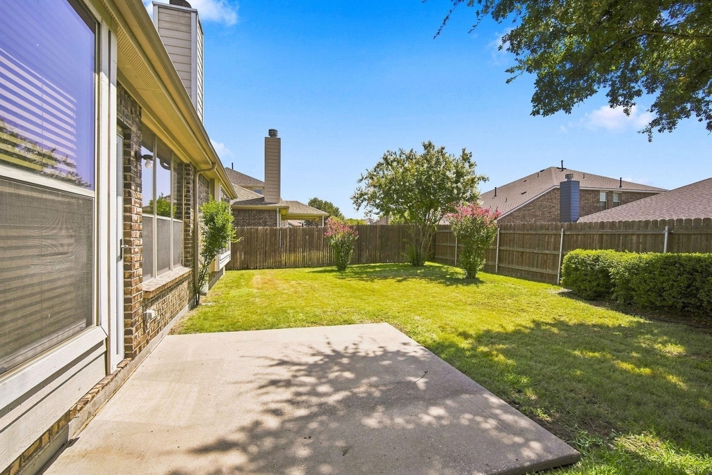 1020 Lake Hollow Drive - Photo 25