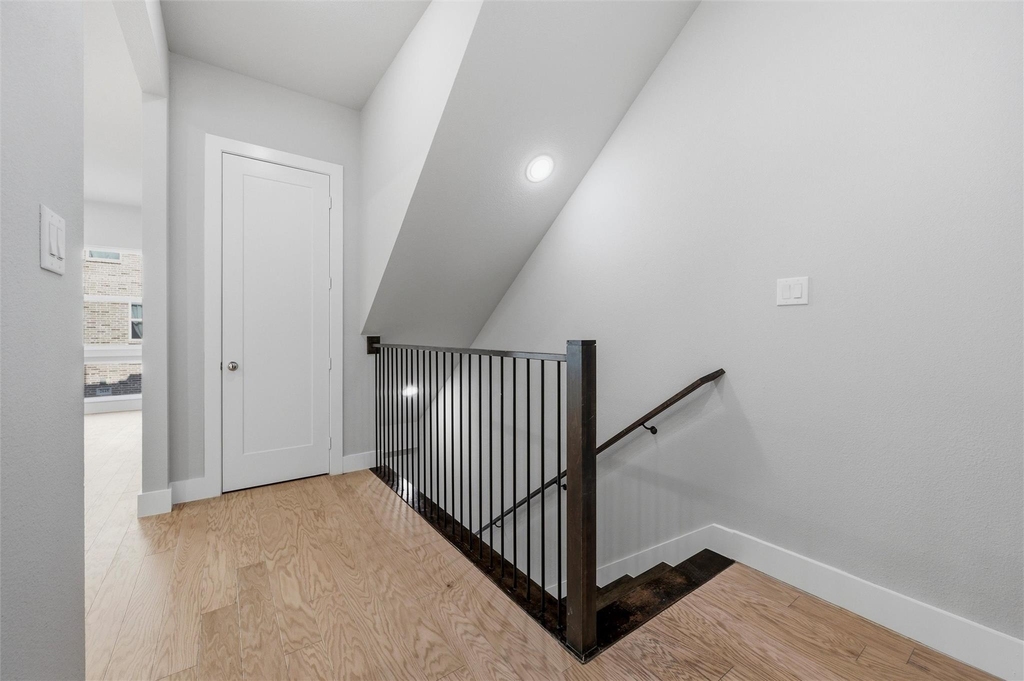 2646 Carolwood Lane - Photo 6