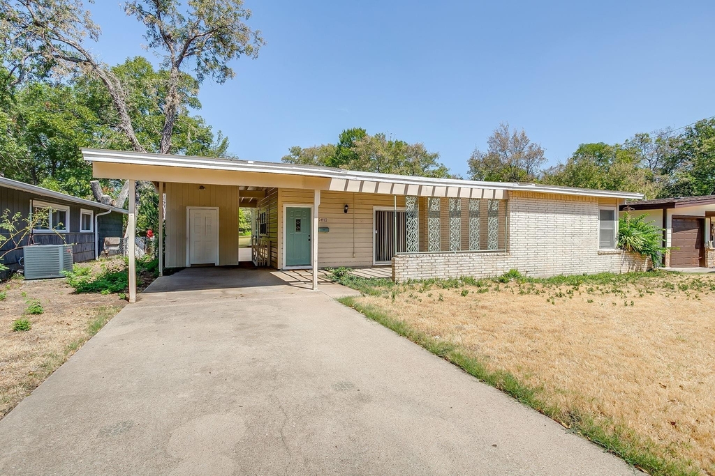2812 Cordone Street - Photo 0