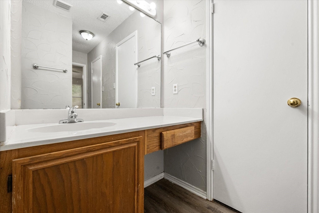 1217 Hidden Creek Drive - Photo 21