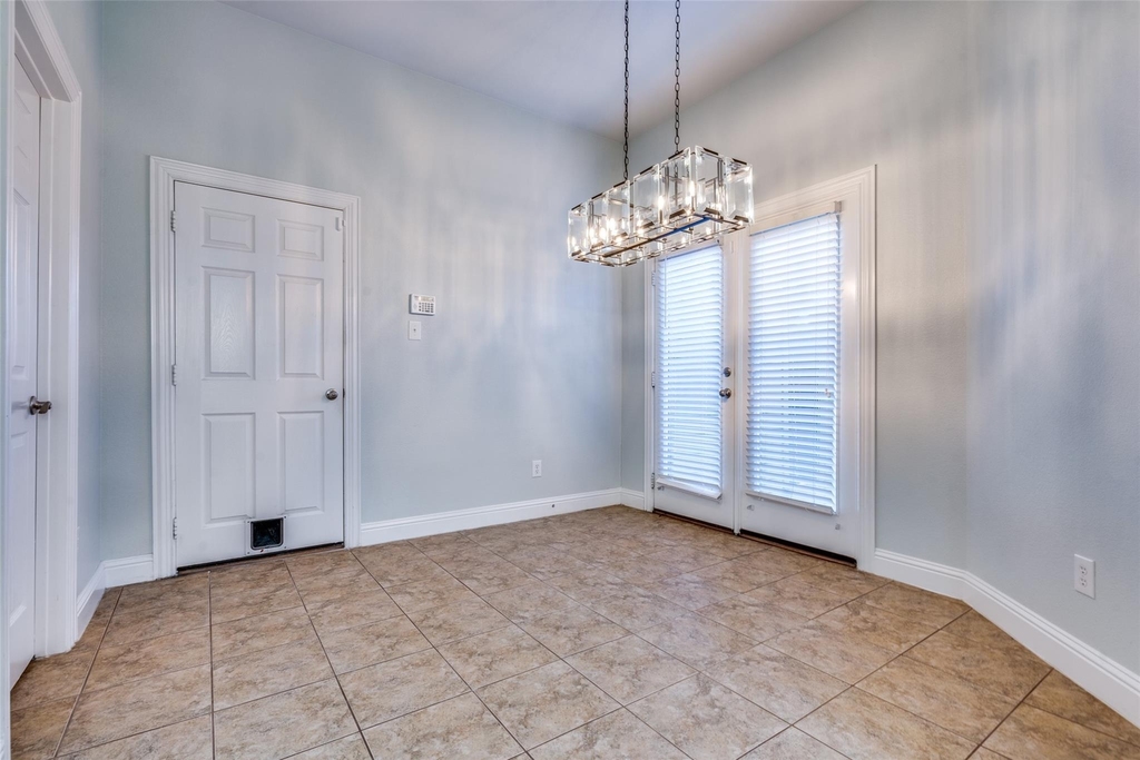 4667 Edith Street - Photo 12
