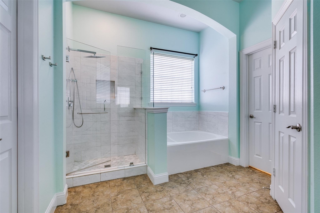 4667 Edith Street - Photo 15