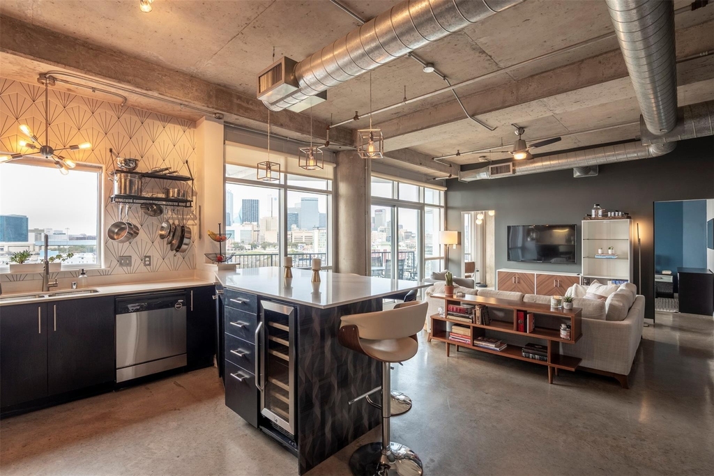 1001 Belleview Street - Photo 4