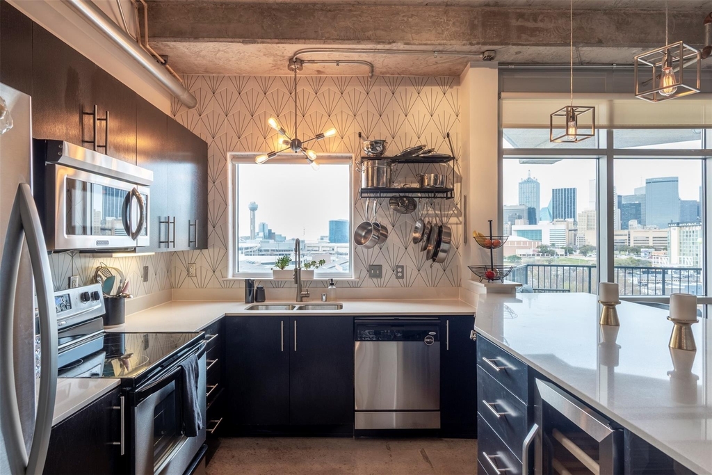 1001 Belleview Street - Photo 1