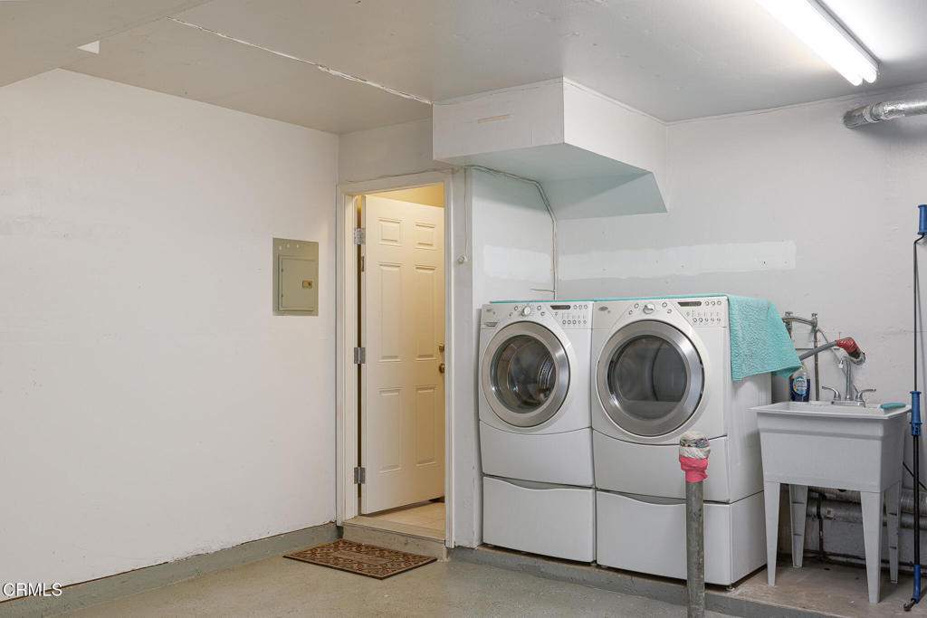 935 Goodman Avenue - Photo 8