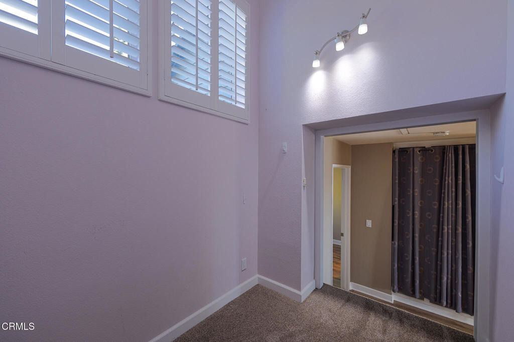 935 Goodman Avenue - Photo 22