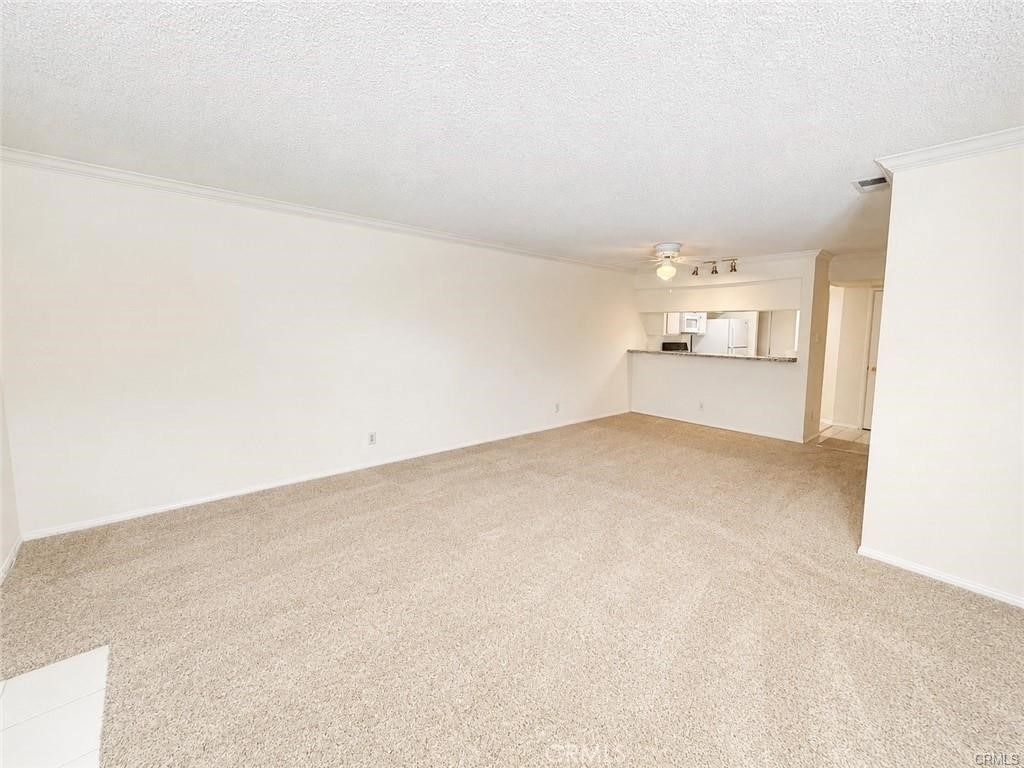 10655 Lemon Avenue - Photo 5