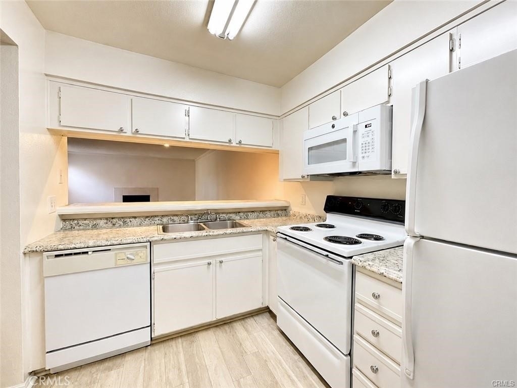 10655 Lemon Avenue - Photo 7