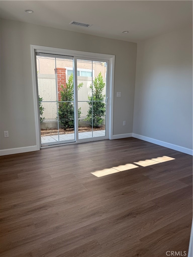 413 W Duarte Road - Photo 3