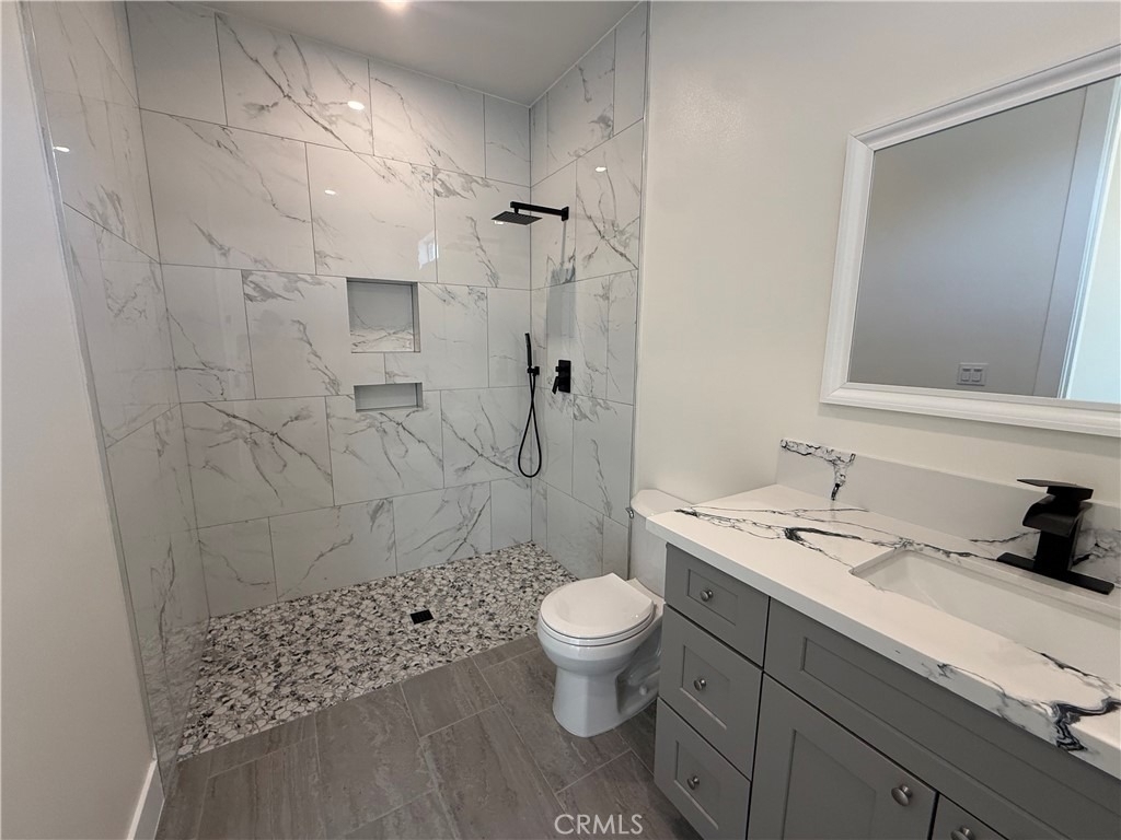 179 E 8th Street - Photo 15