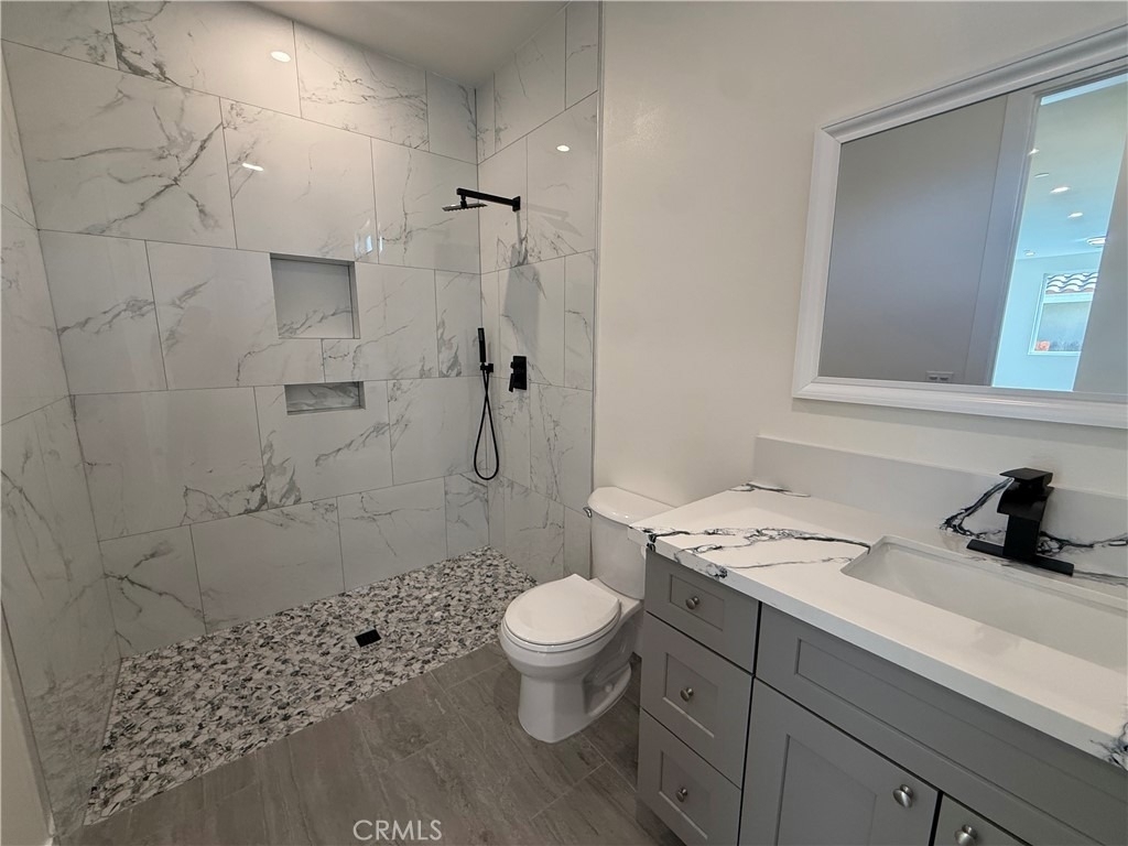 179 E 8th Street - Photo 21