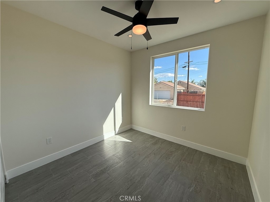 179 E 8th Street - Photo 20
