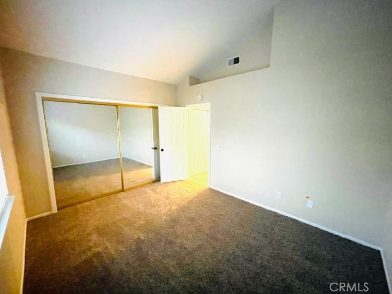 1050 Falcon Court - Photo 15