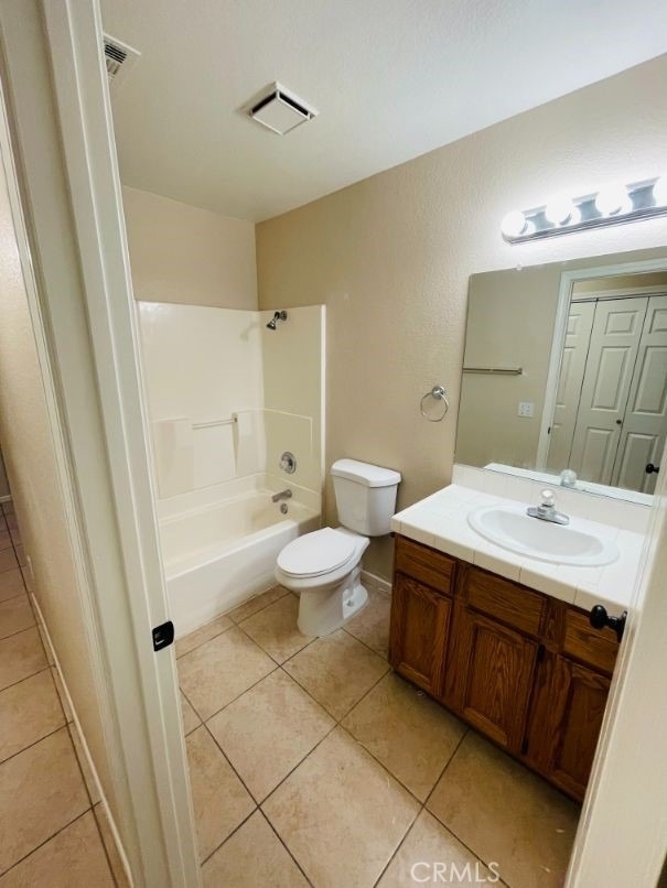 1050 Falcon Court - Photo 17