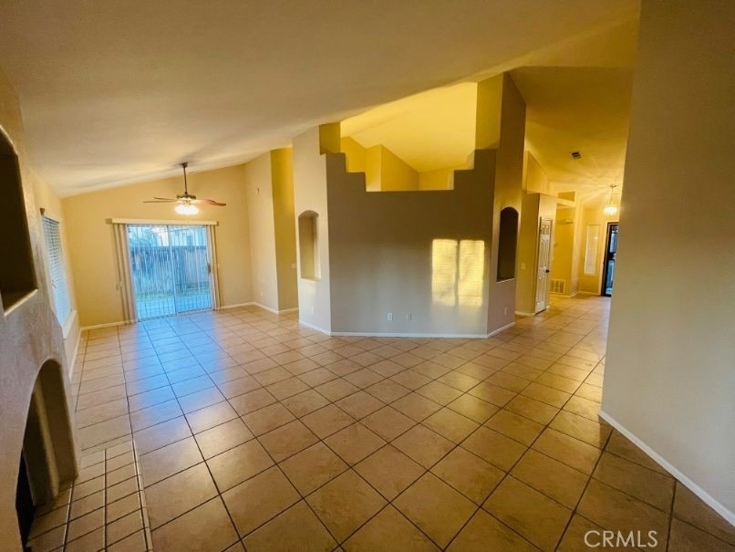 1050 Falcon Court - Photo 6