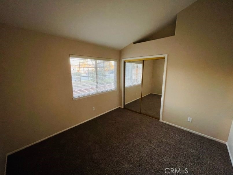 1050 Falcon Court - Photo 12