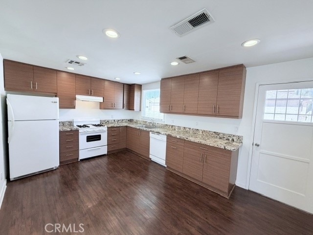 8465 Quartz Avenue - Photo 3