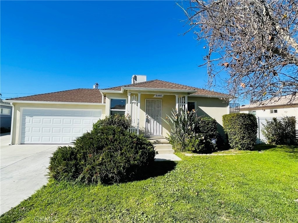 8465 Quartz Avenue - Photo 0