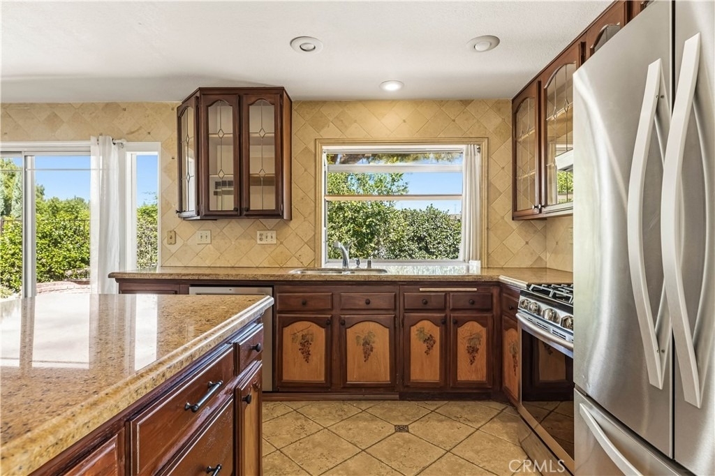 27964 Redwood Glen Road - Photo 14