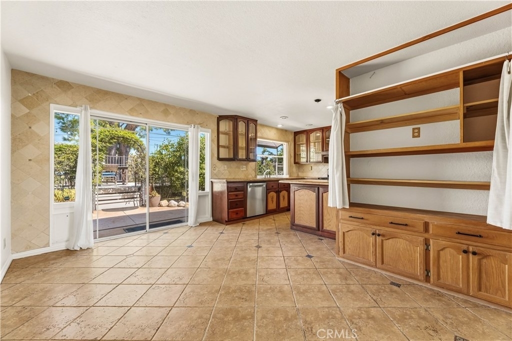27964 Redwood Glen Road - Photo 11