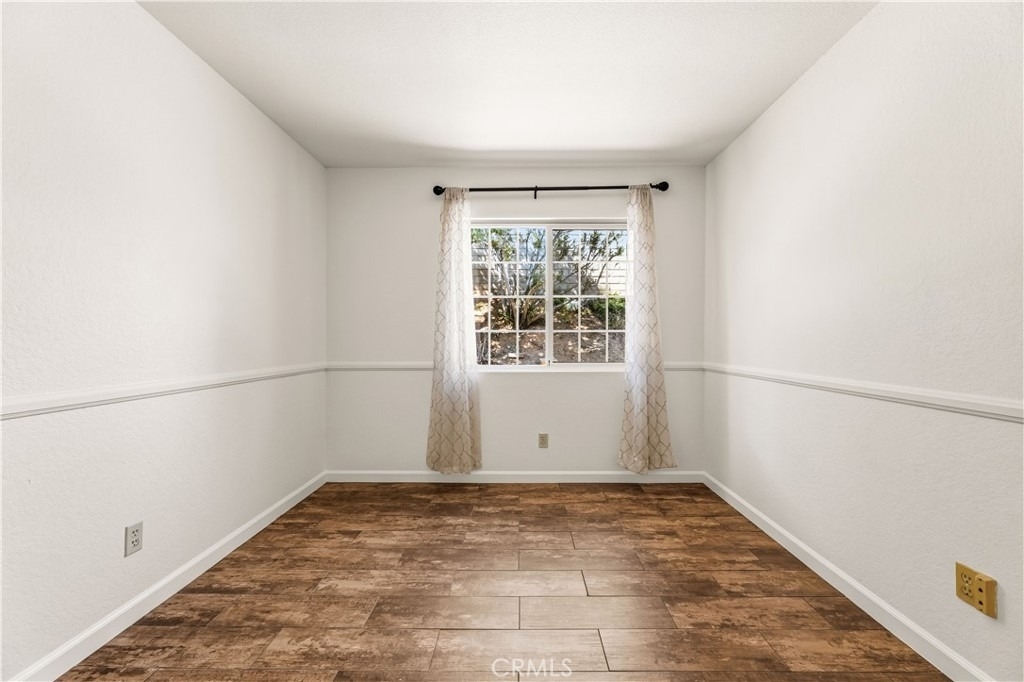 27964 Redwood Glen Road - Photo 31