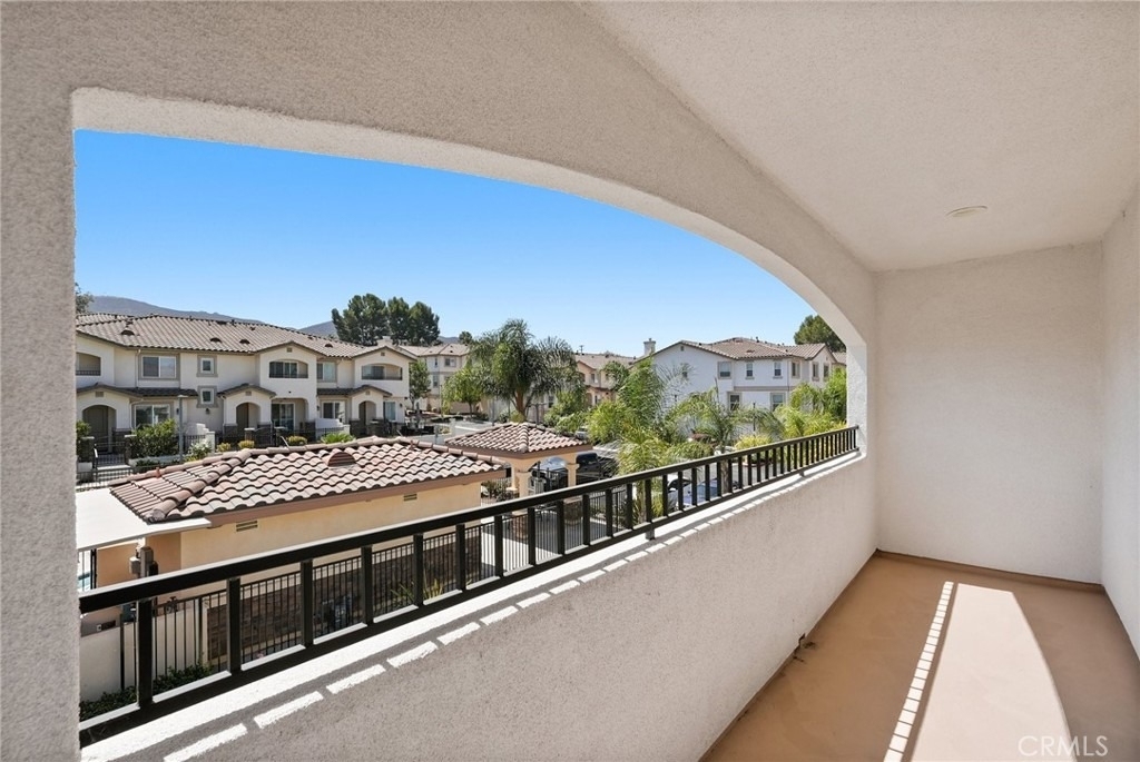 354 Newbury Vista - Photo 27