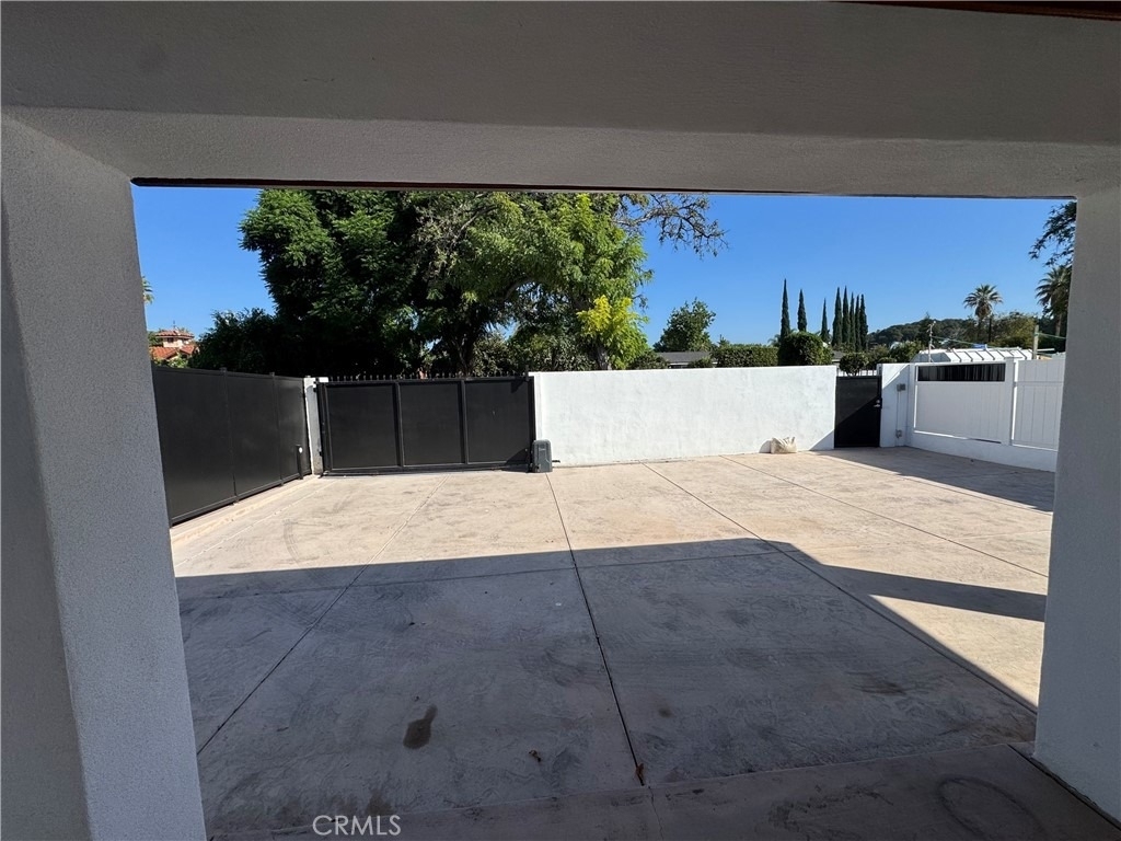 7761 Aura - Photo 36