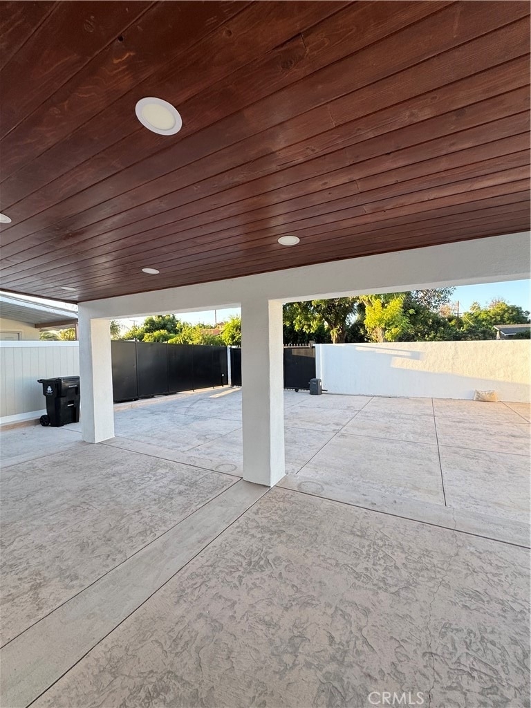 7761 Aura - Photo 8