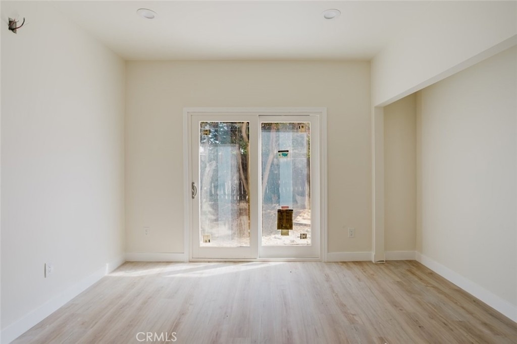 5426 Sale Avenue - Photo 5