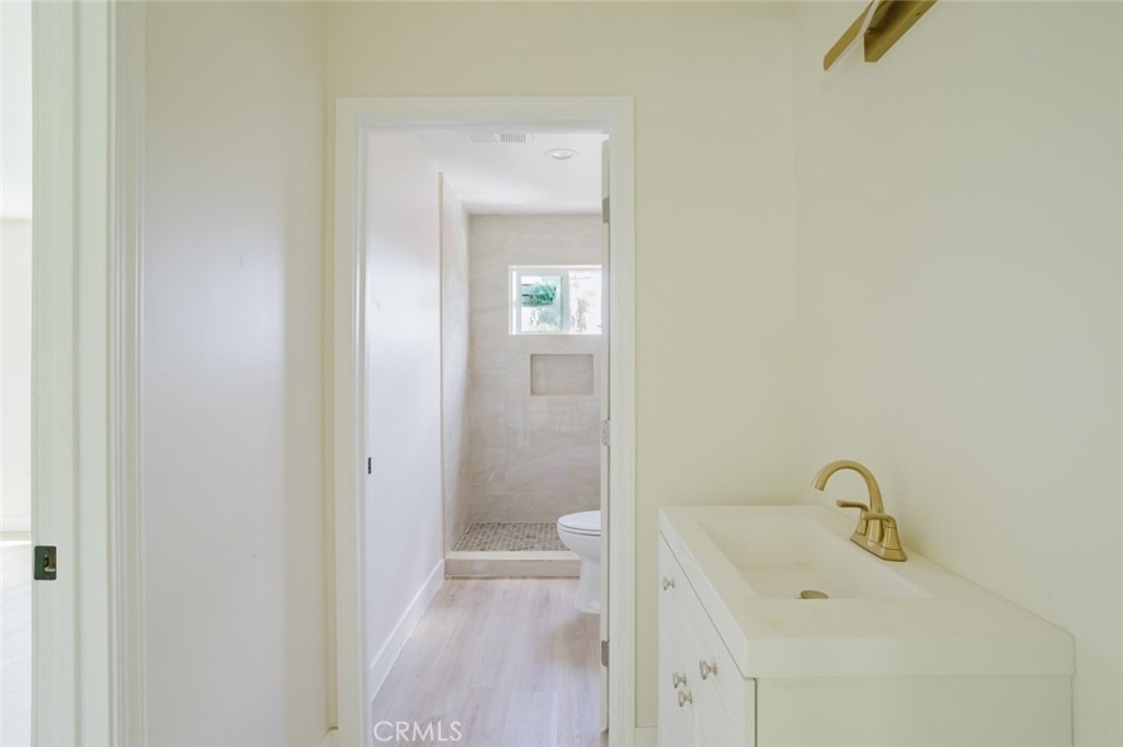 5426 Sale Avenue - Photo 17
