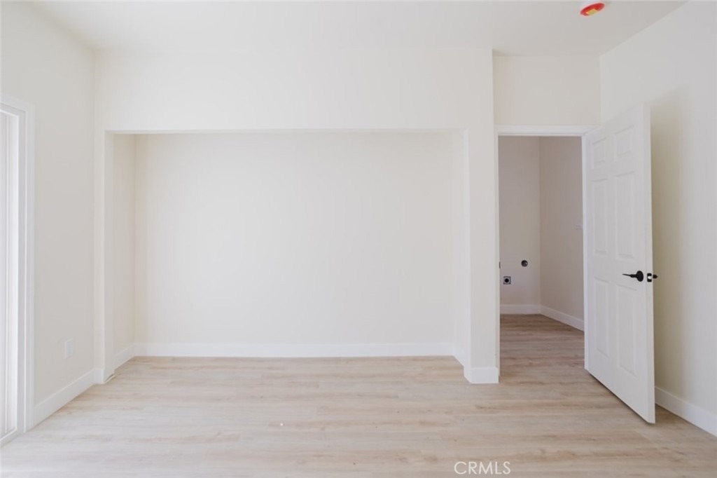 5426 Sale Avenue - Photo 6