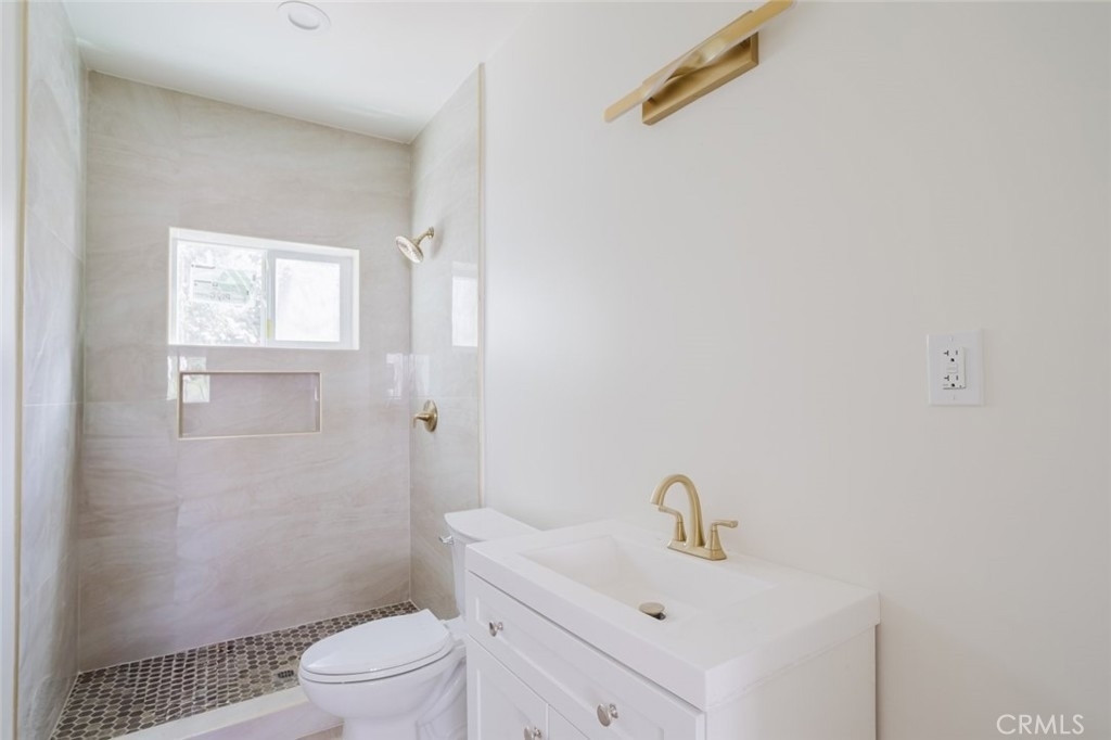 5426 Sale Avenue - Photo 7