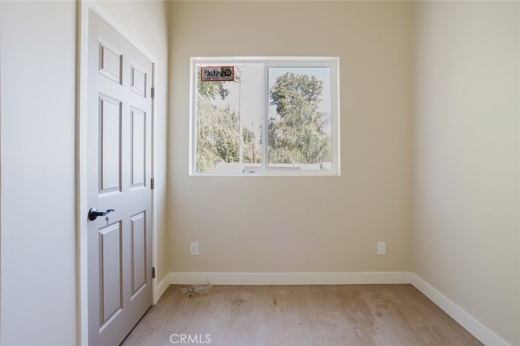 7350 Cozycroft Avenue - Photo 24