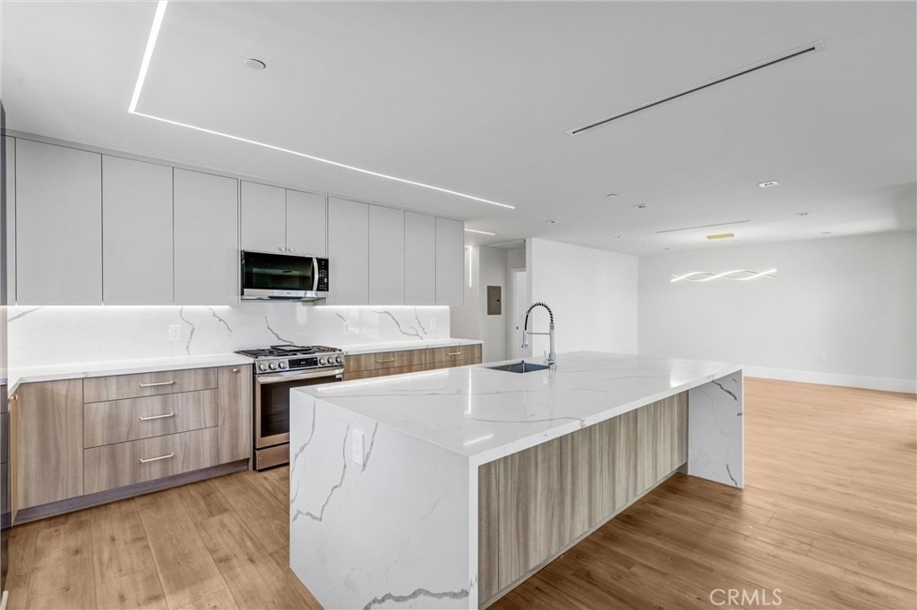 7508 Claire Avenue - Photo 10