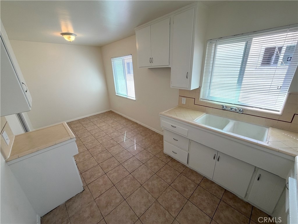 6351 Templeton Street - Photo 5