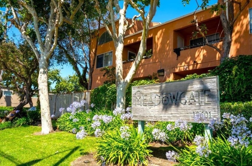 12601 Van Nuys - Photo 0