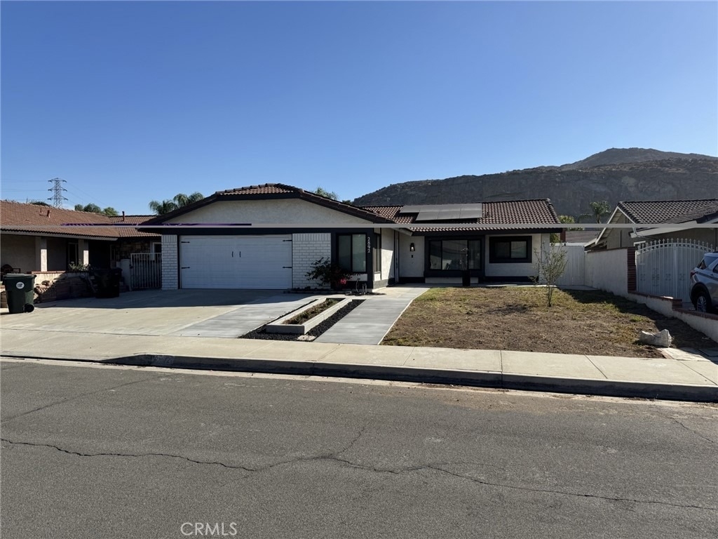 2892 Heller - Photo 1