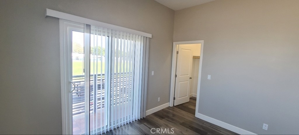 866 E 46th - Photo 14