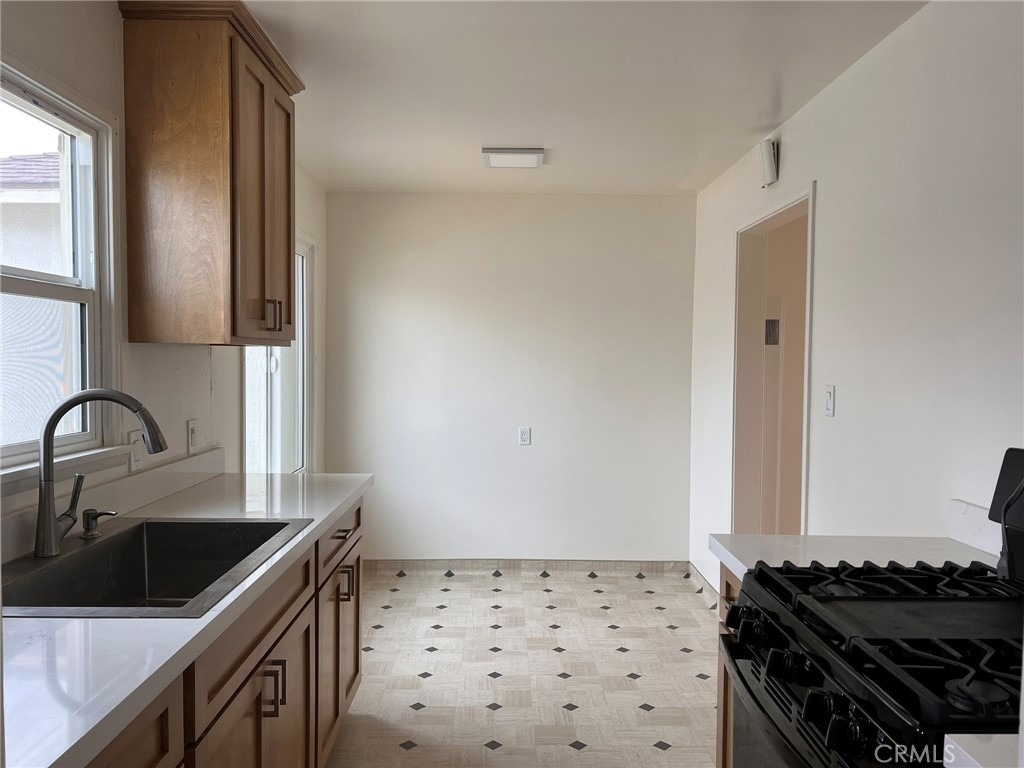 12725 La Cuarta Street - Photo 9