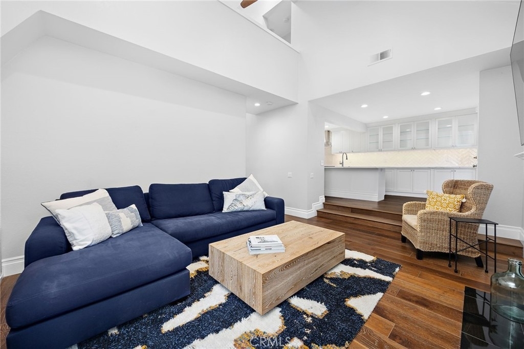 2463 Irvine - Photo 12