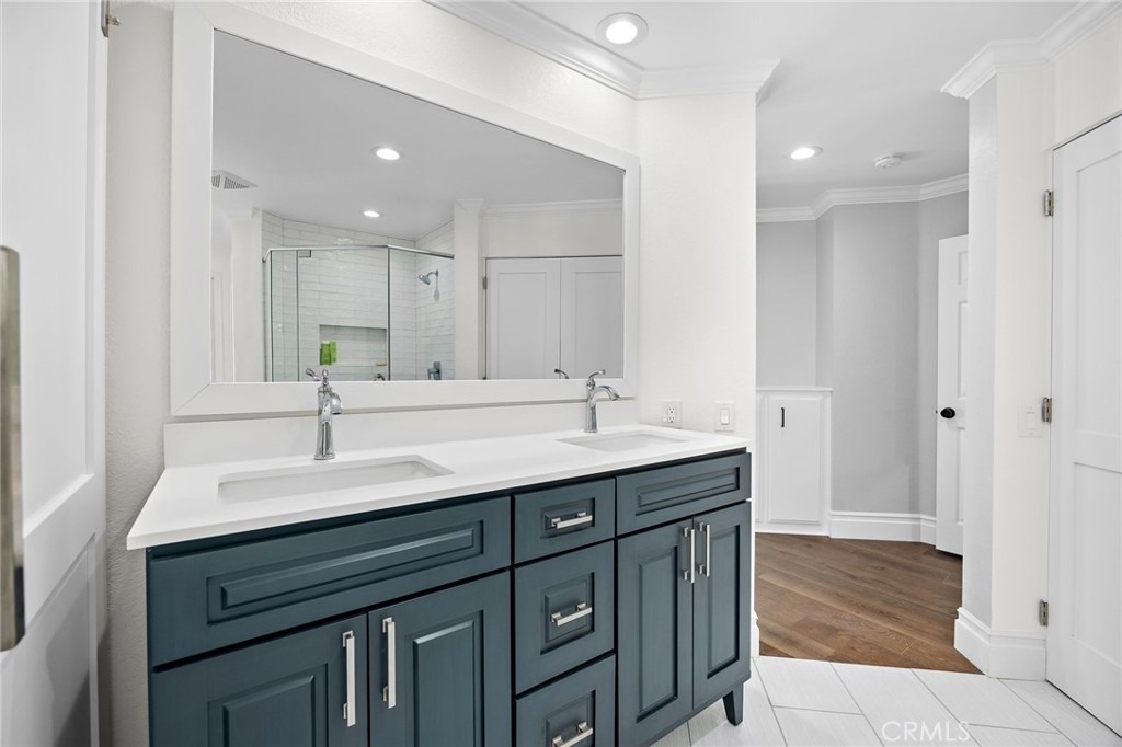 2463 Irvine - Photo 25