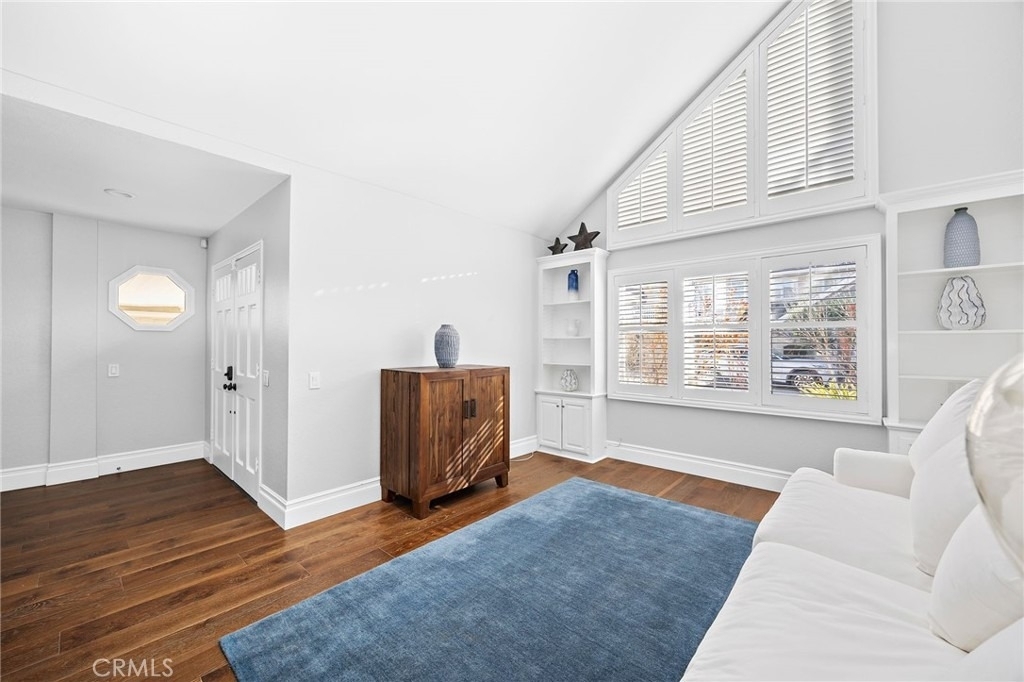 2463 Irvine - Photo 3